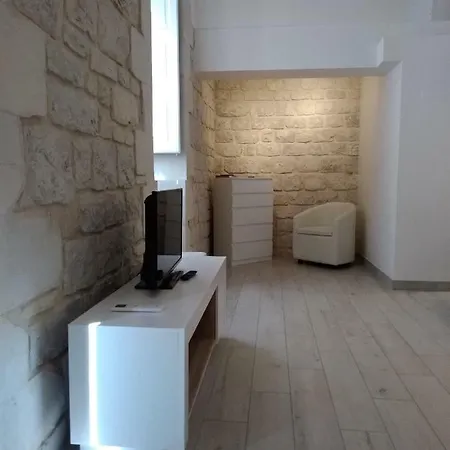 Domus Rosae בית נופש שיקלי